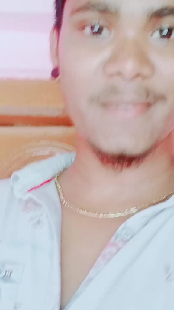 @Çàll_Mé_ßhàhúl_bøy😎