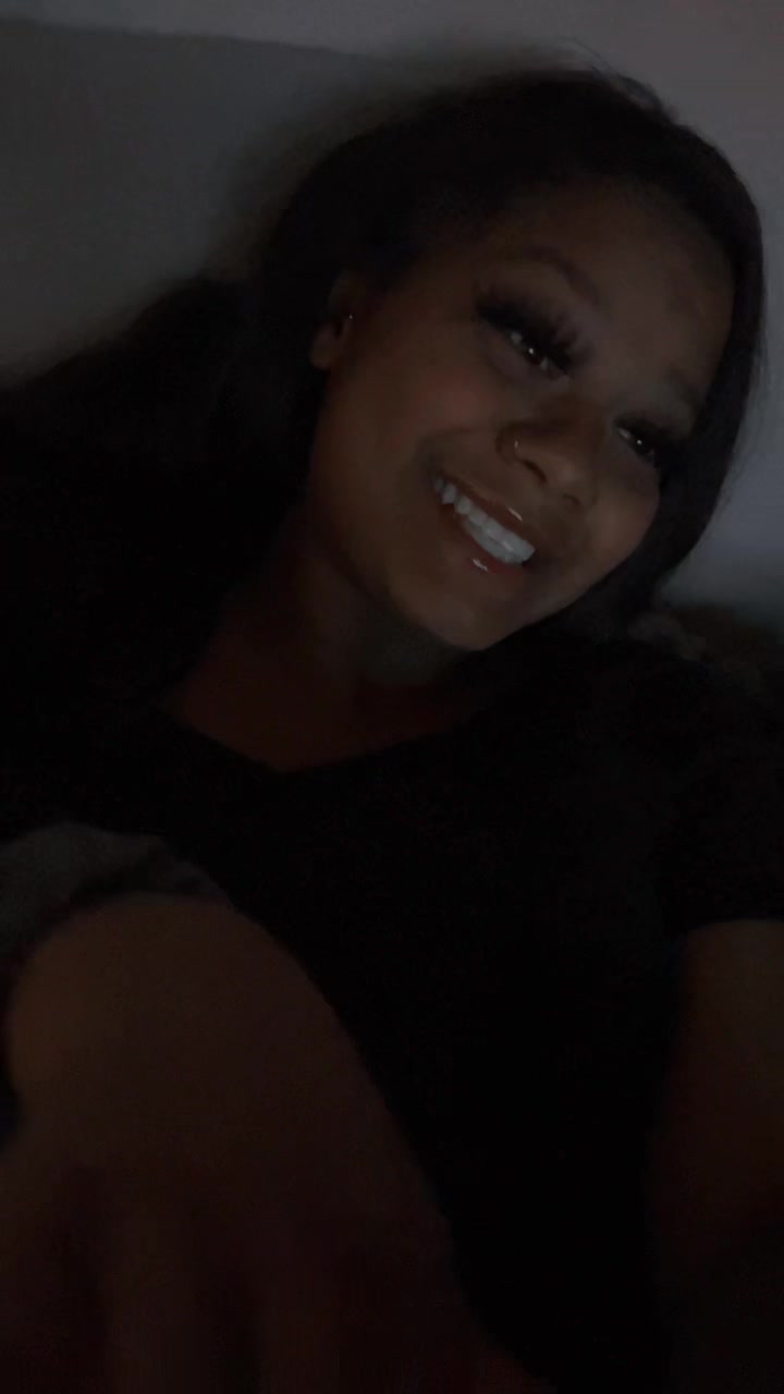 @msthuggrella