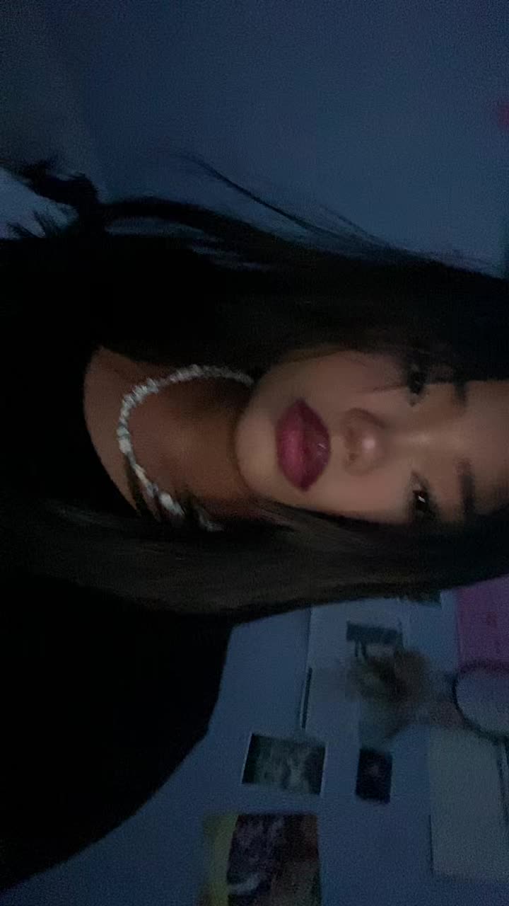 @Hii im Vye