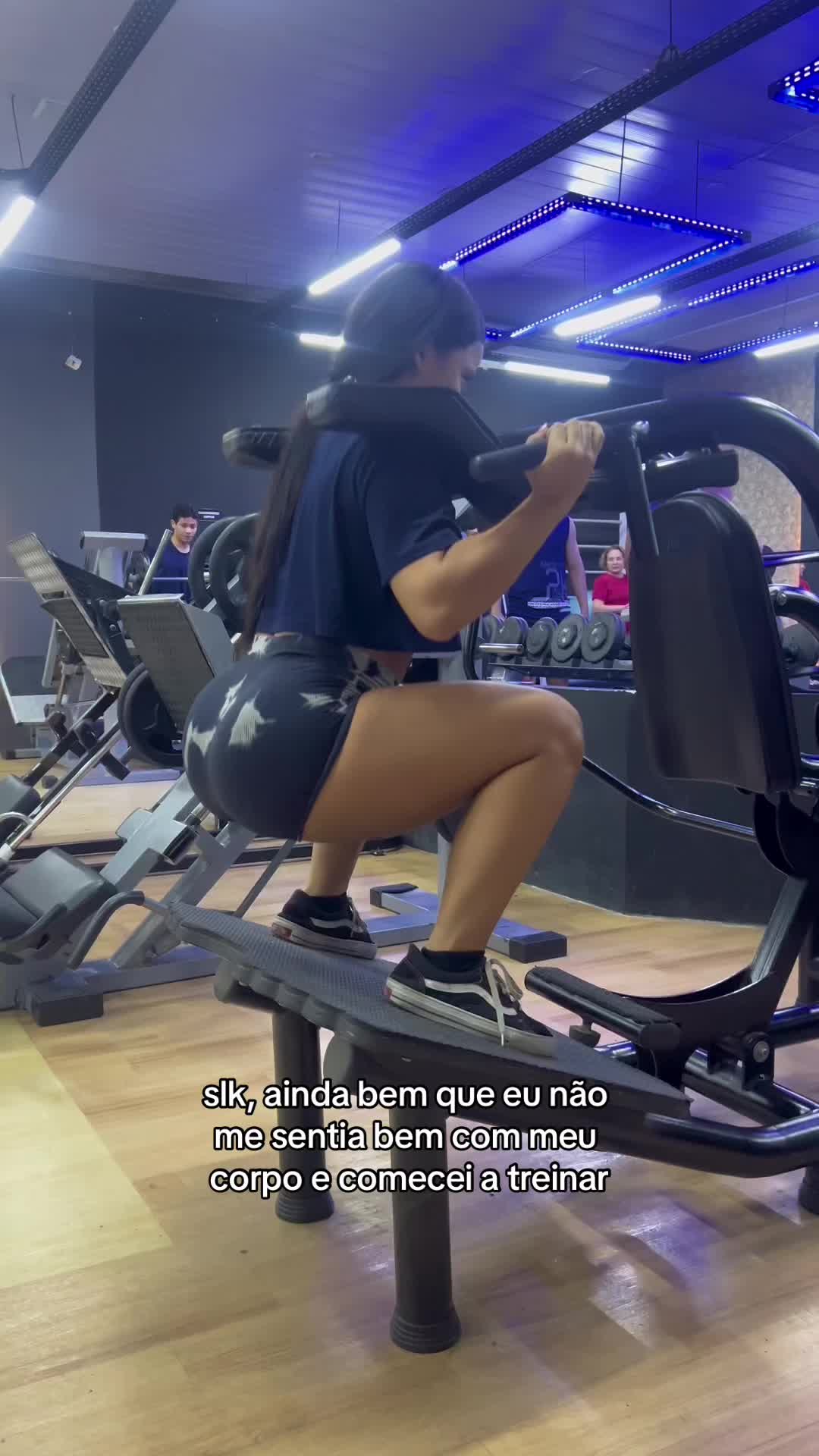 @Ana Carolina
