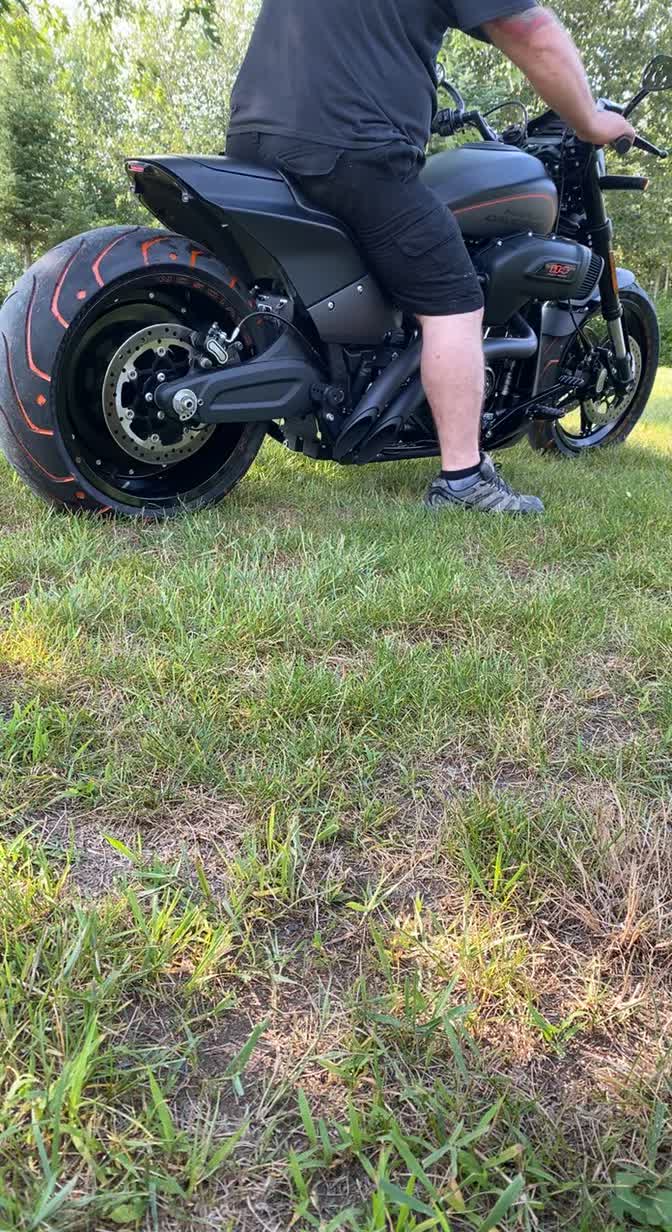 @Lydz003 🇨🇦