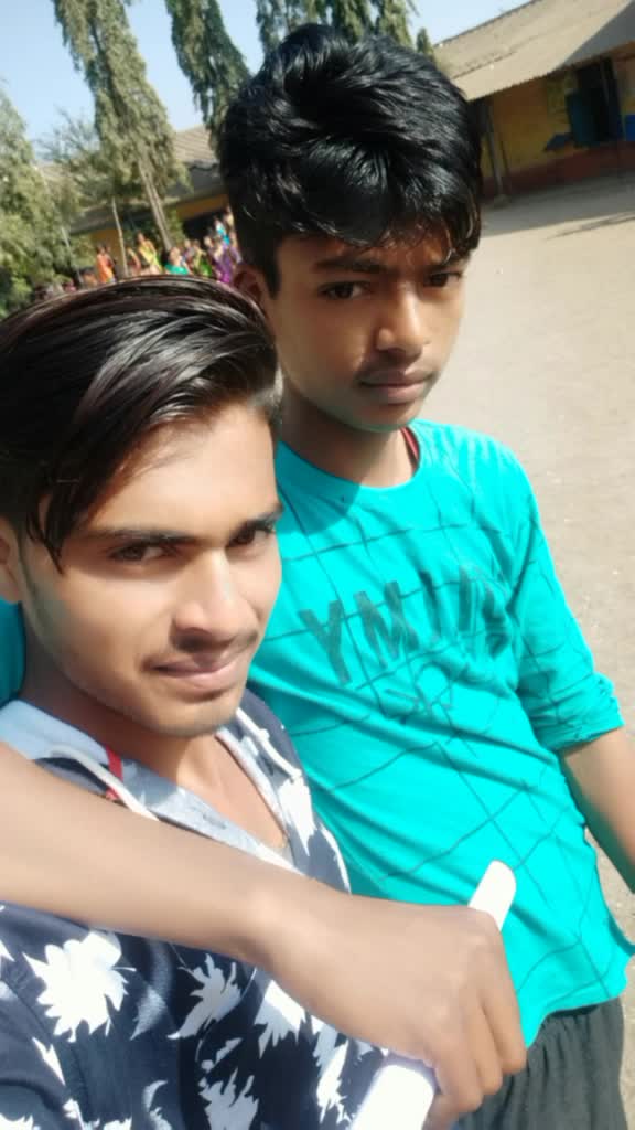 @कट्टर आदिवासी🏹🏹🏹