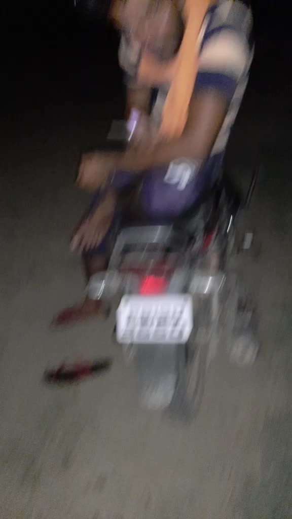 @8437624801