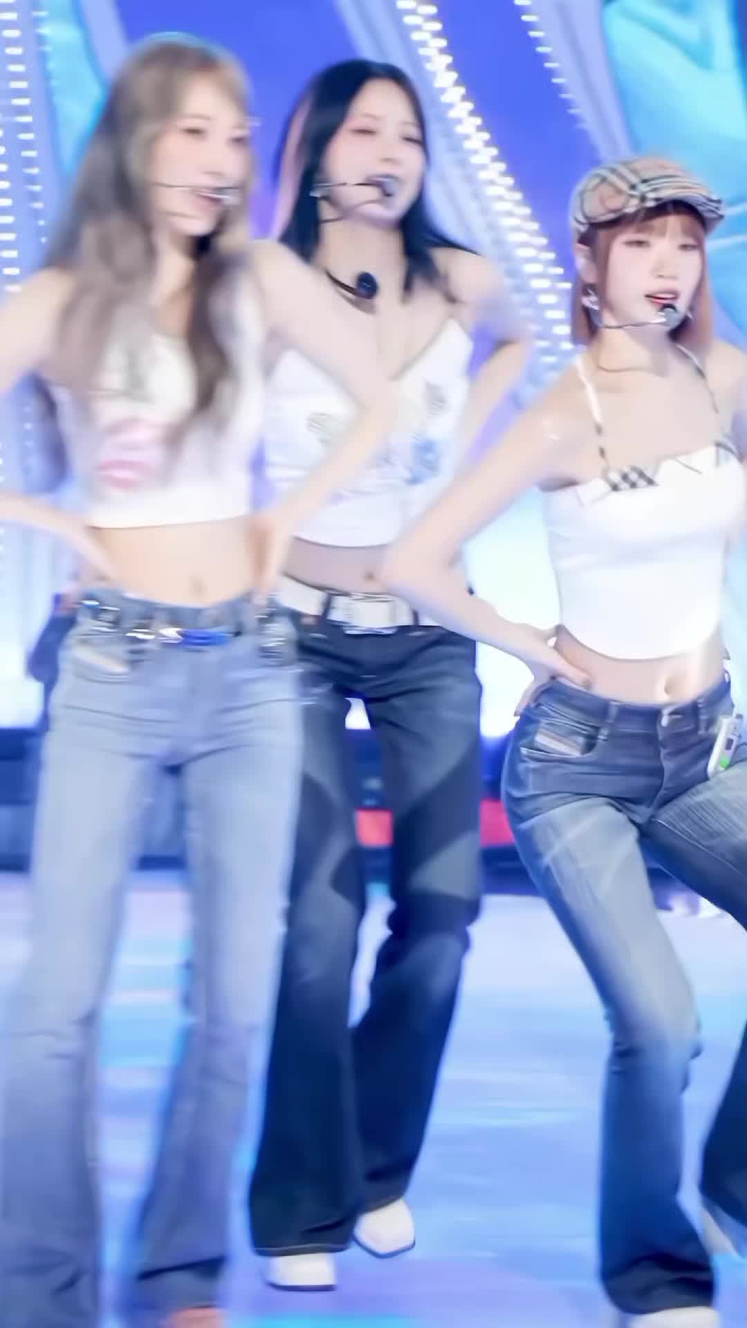 @ısa | 𝐏𝗨̶𝗥۪̅𝗘𝐅𝗟̷𝕺ׁ𝐖⁵