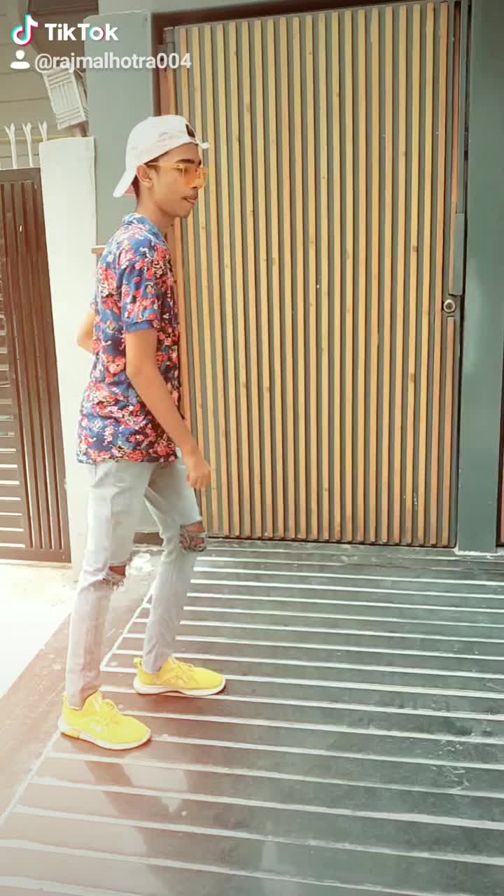@model_raj02