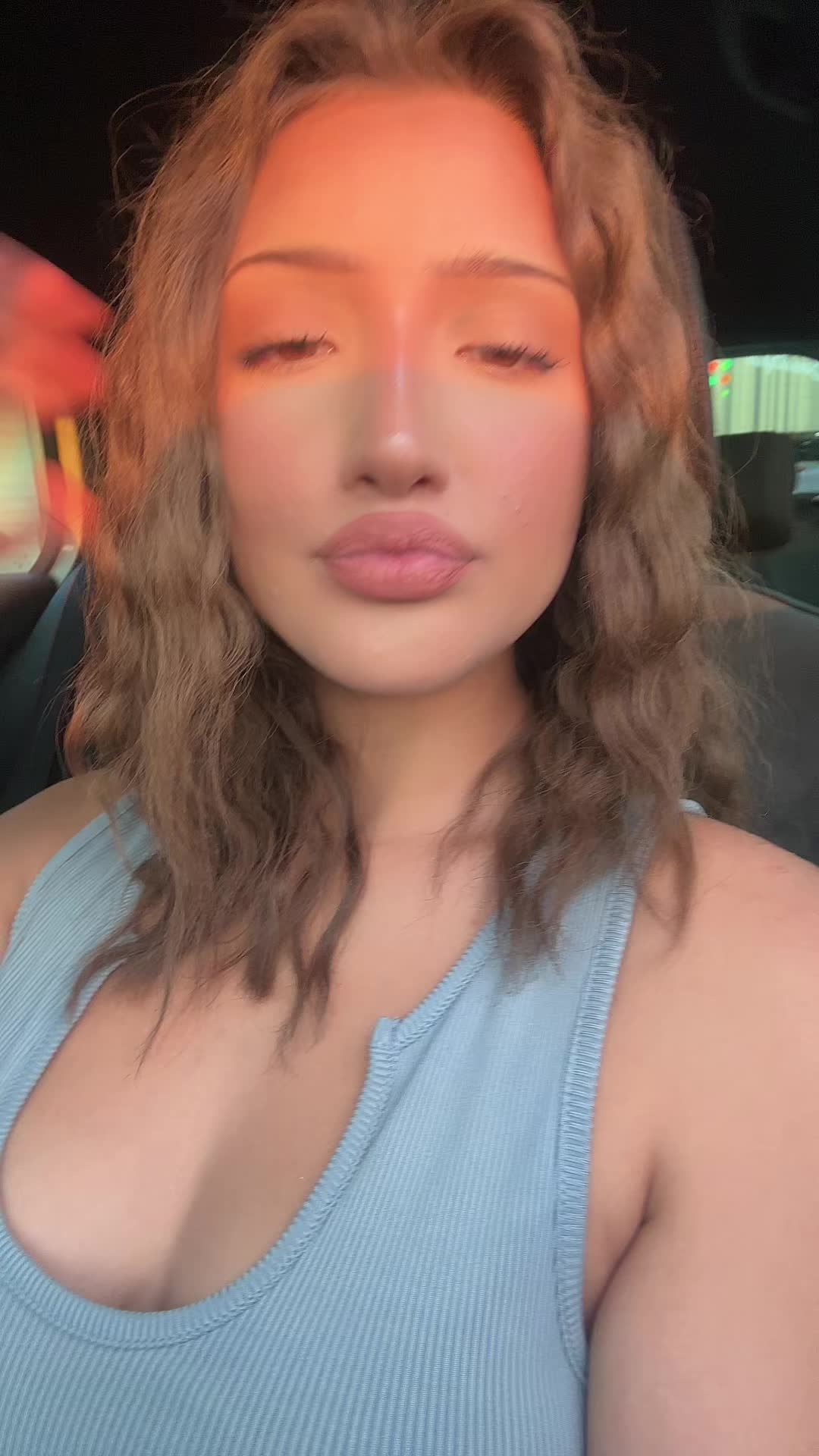 @lalyy