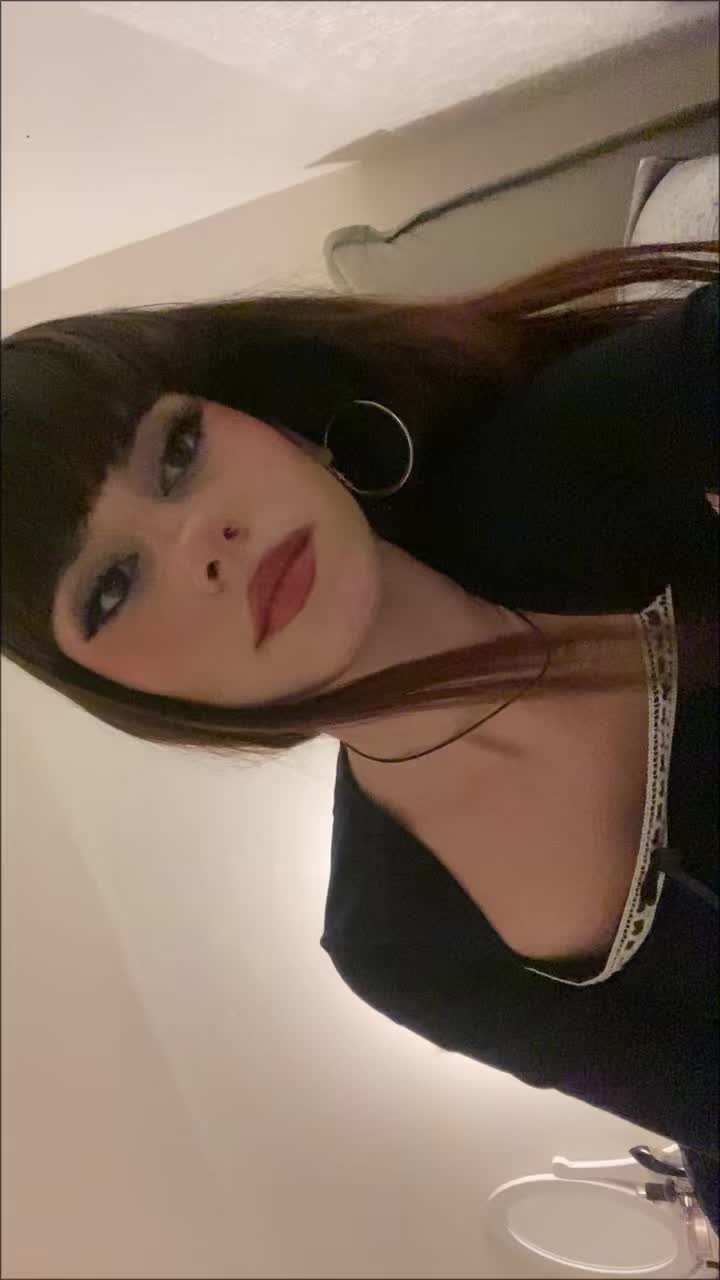 @elisa🪽