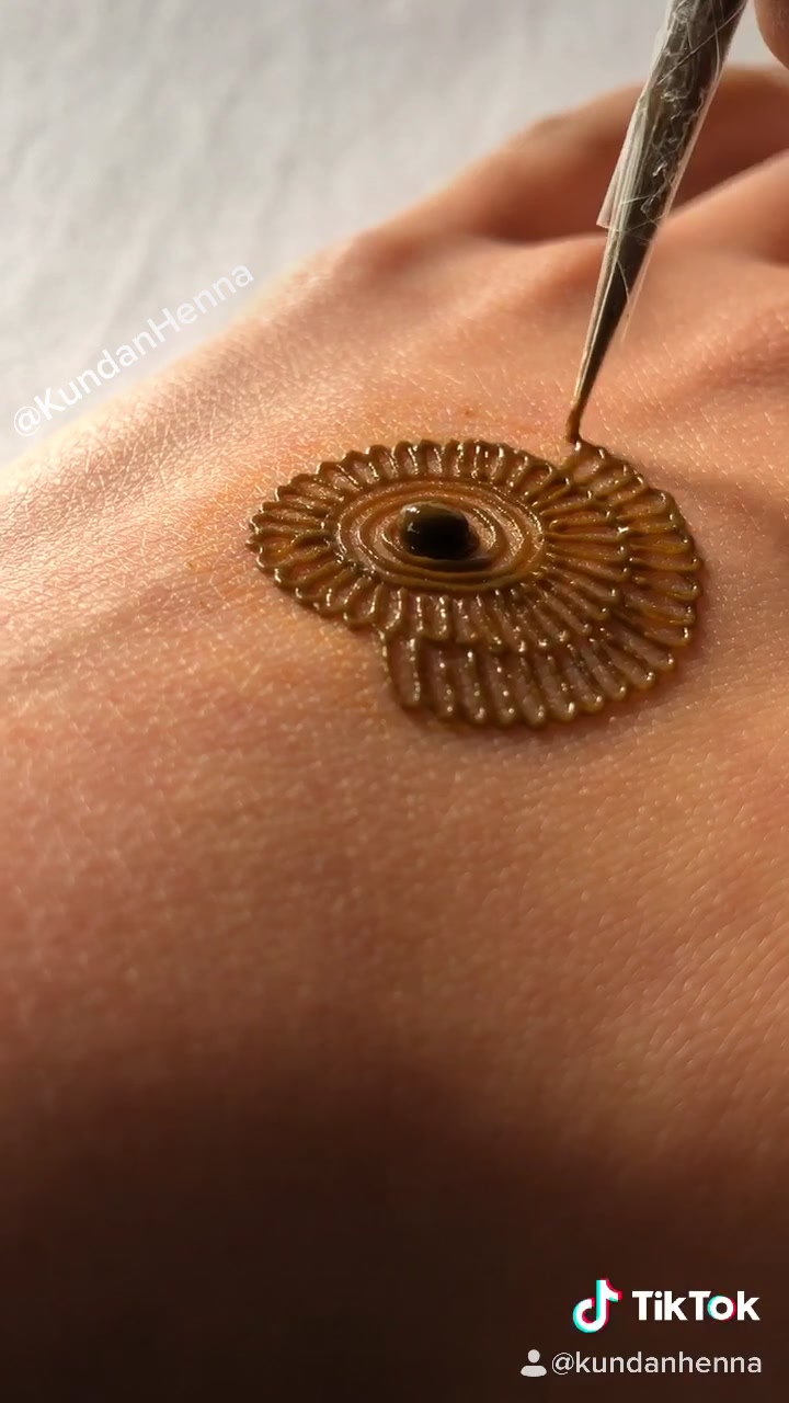 @Kundanhenna