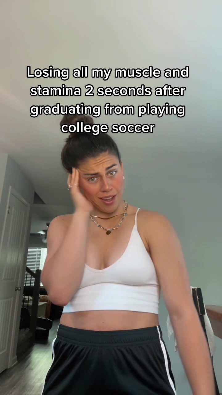 @itsclairelarose