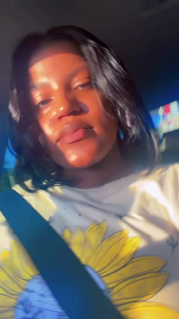 @royalsviolet