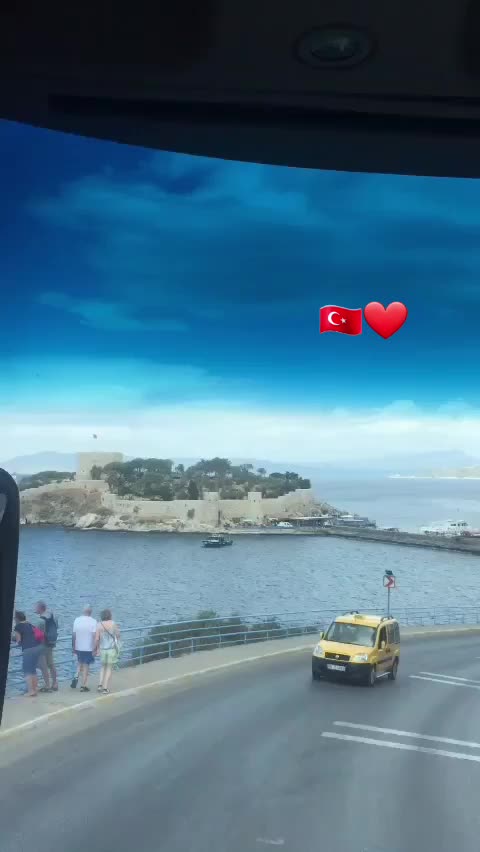 @vikicaa_offical