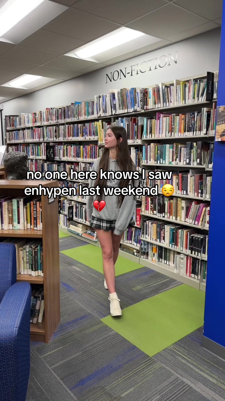 @LILY