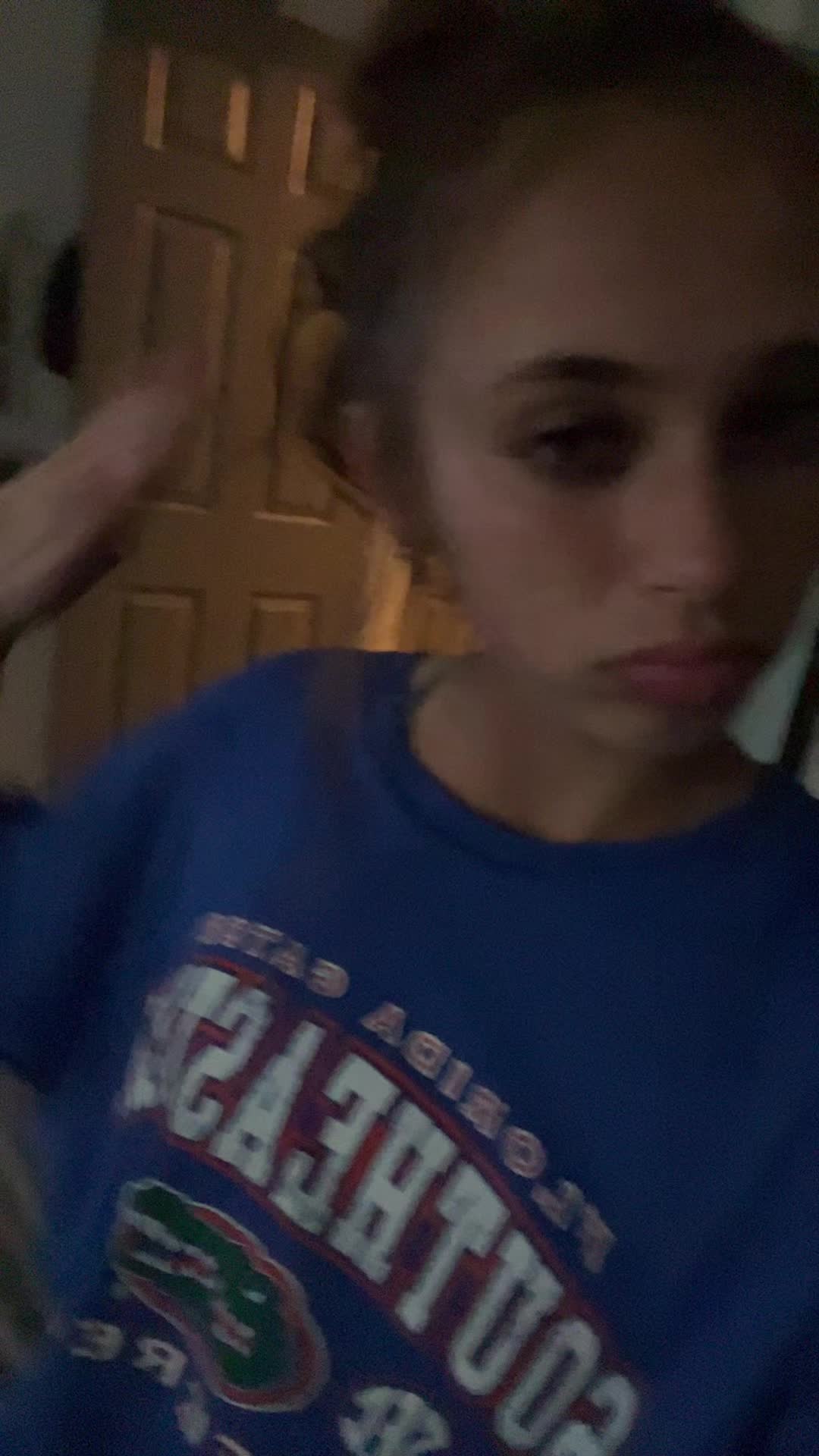 @Ella Bea