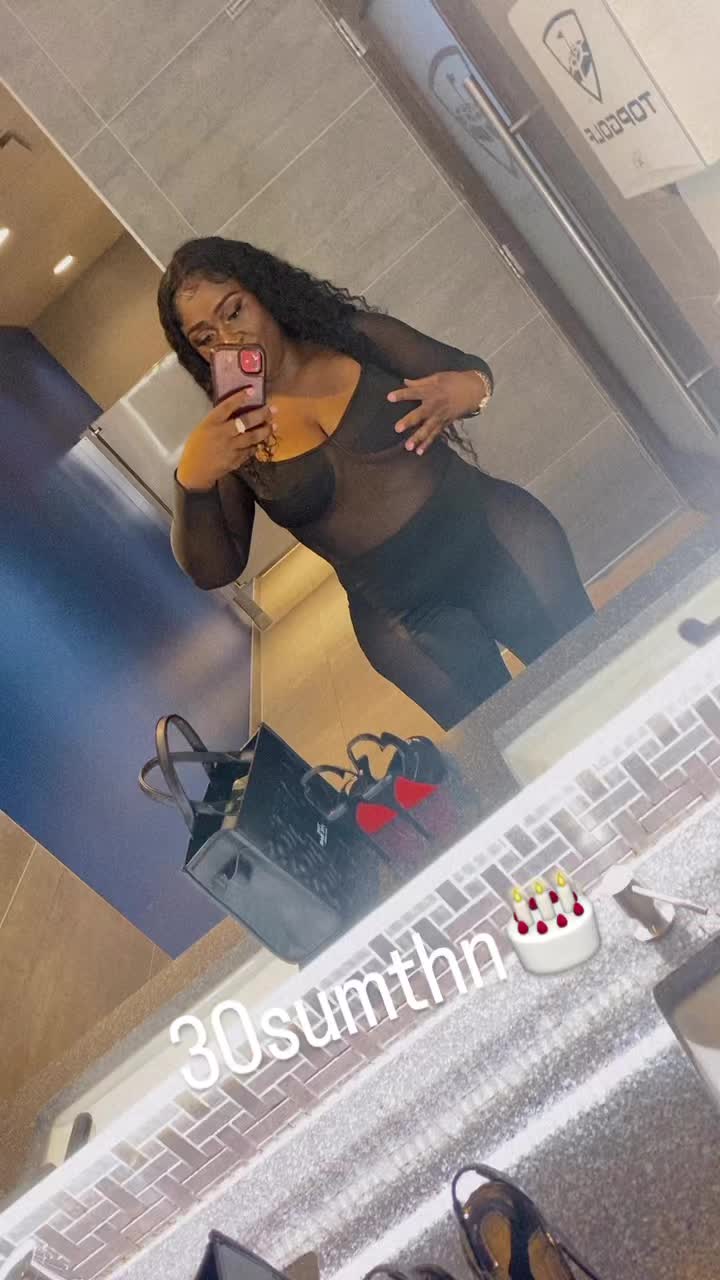 @Ayokeish