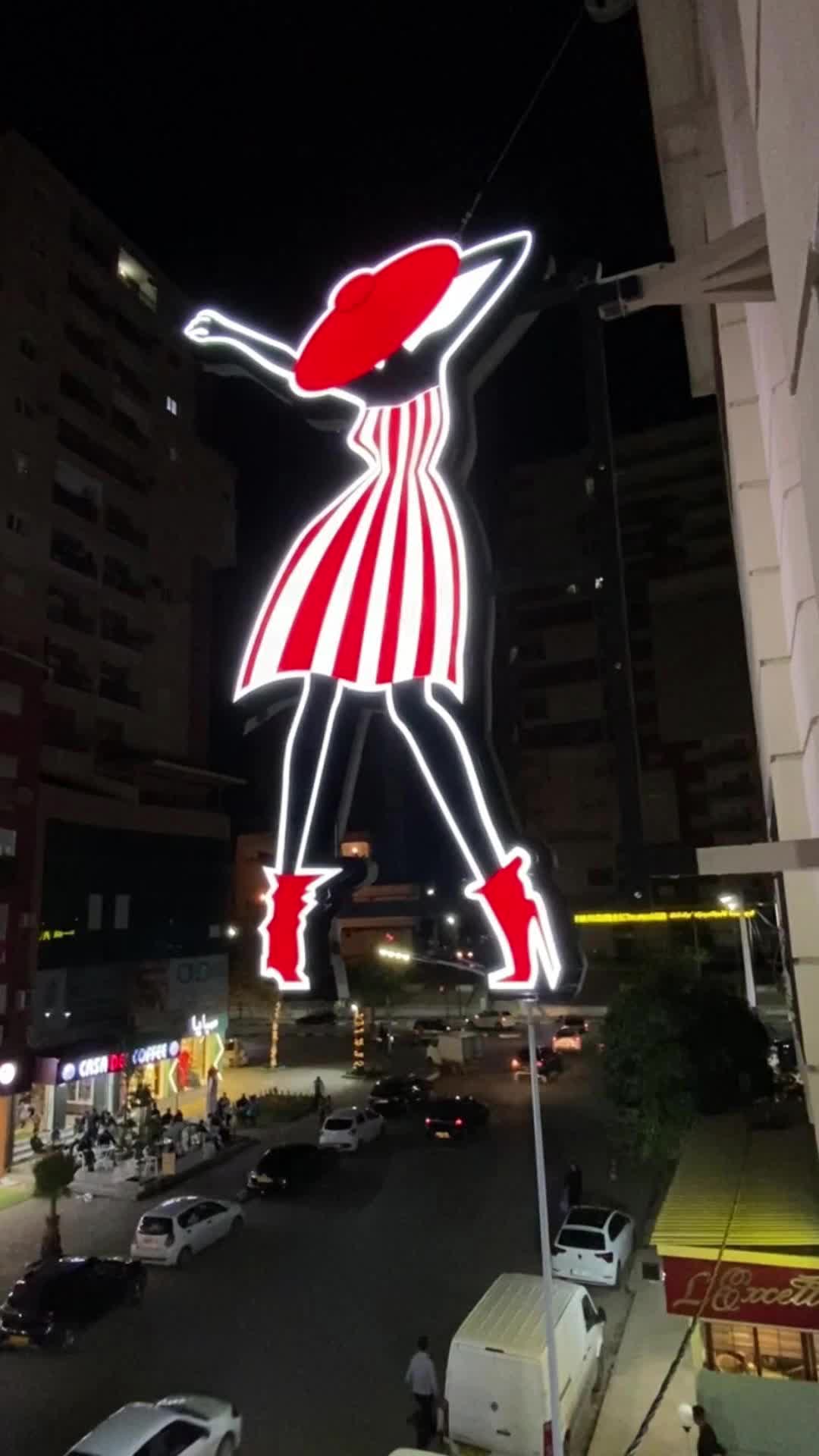 @A D D I C T I V E D E S I G N