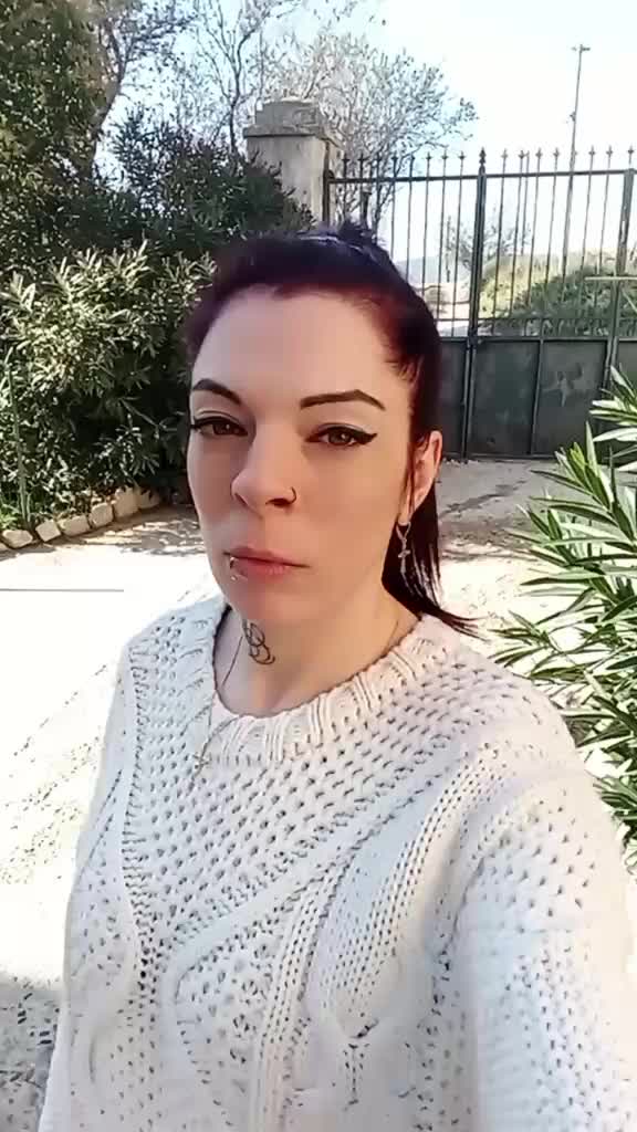 @Dresdemonia