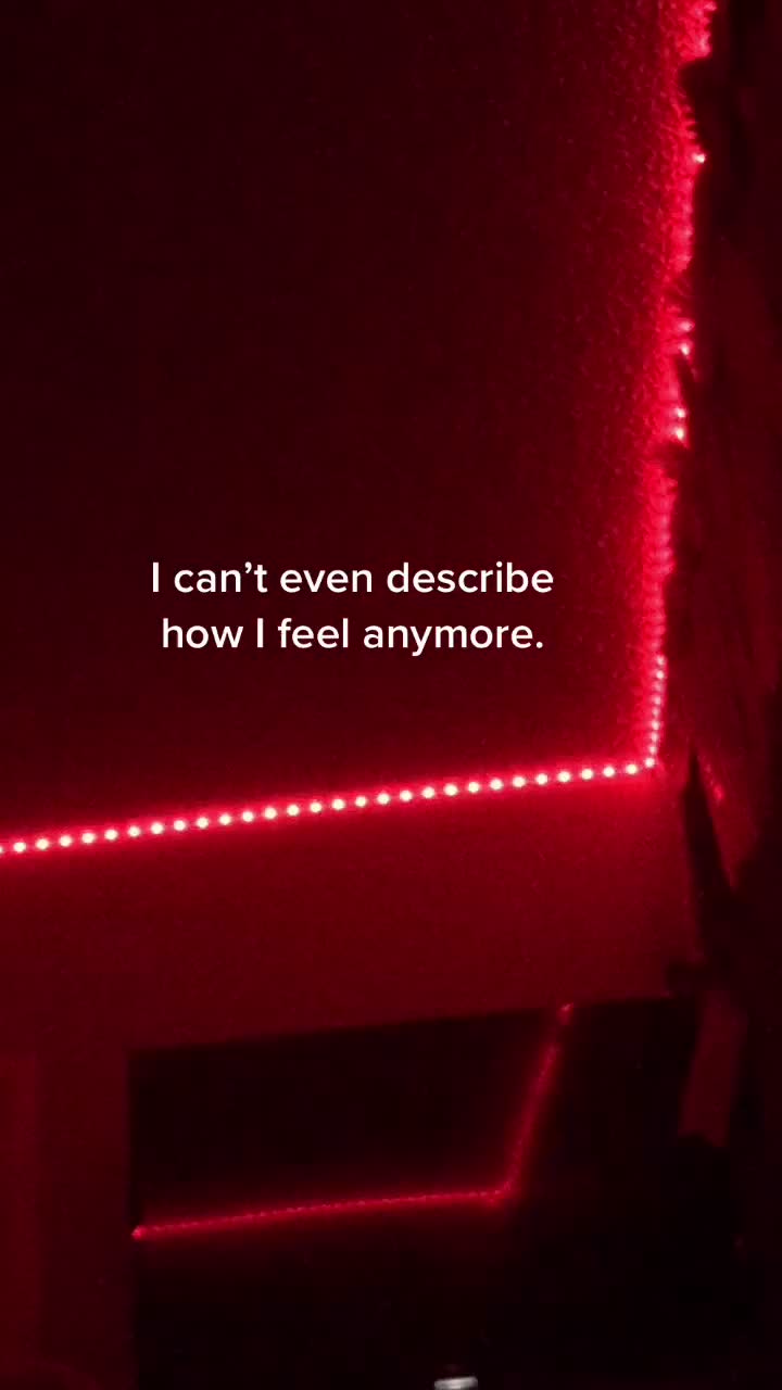 @🤍🖤