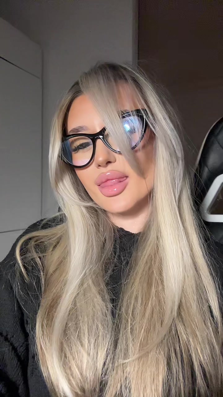 @Andrreea