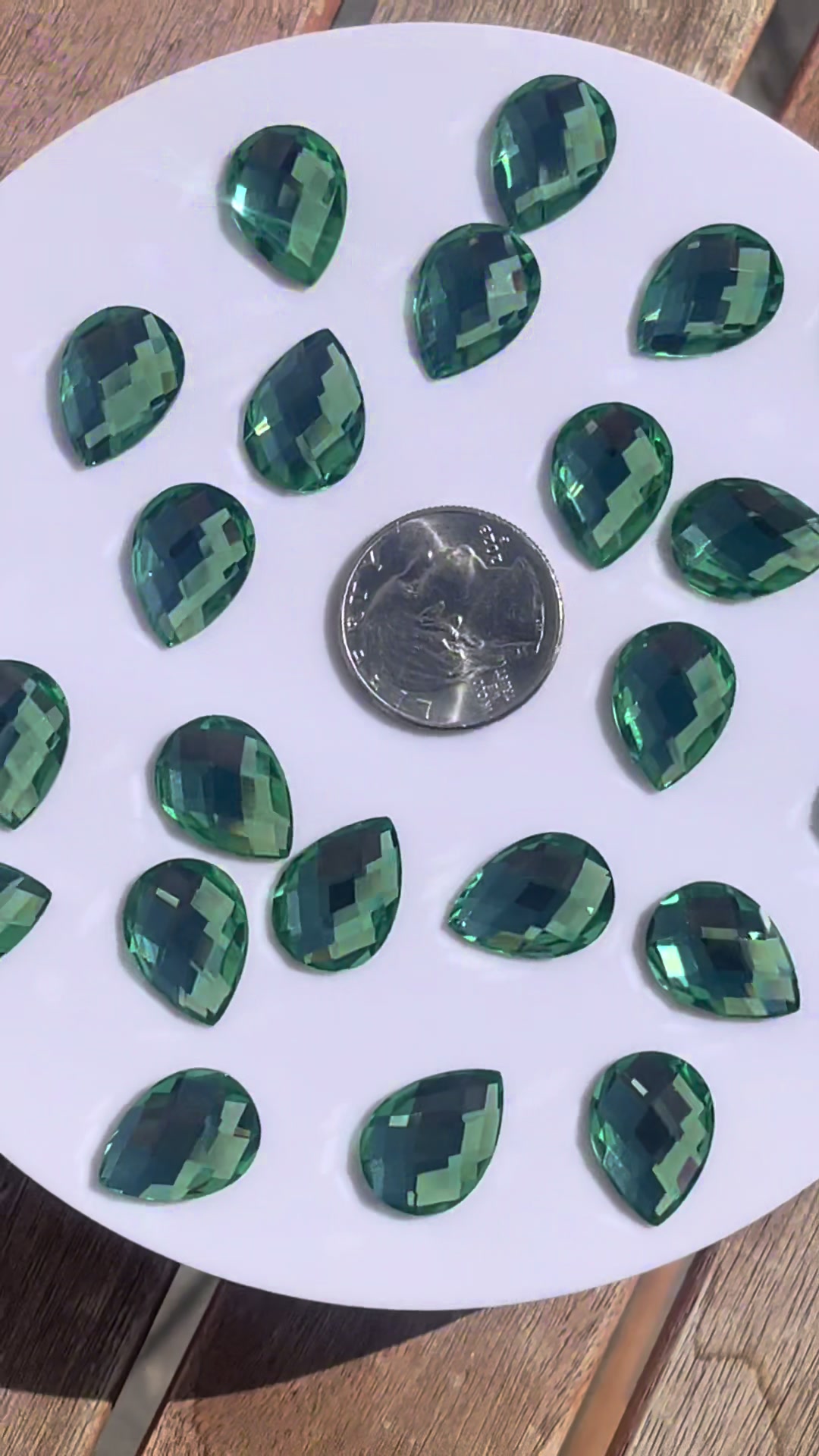 @lookingglassgems