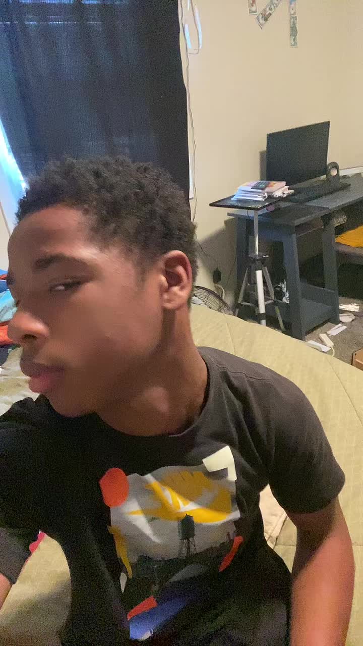 @itzniko