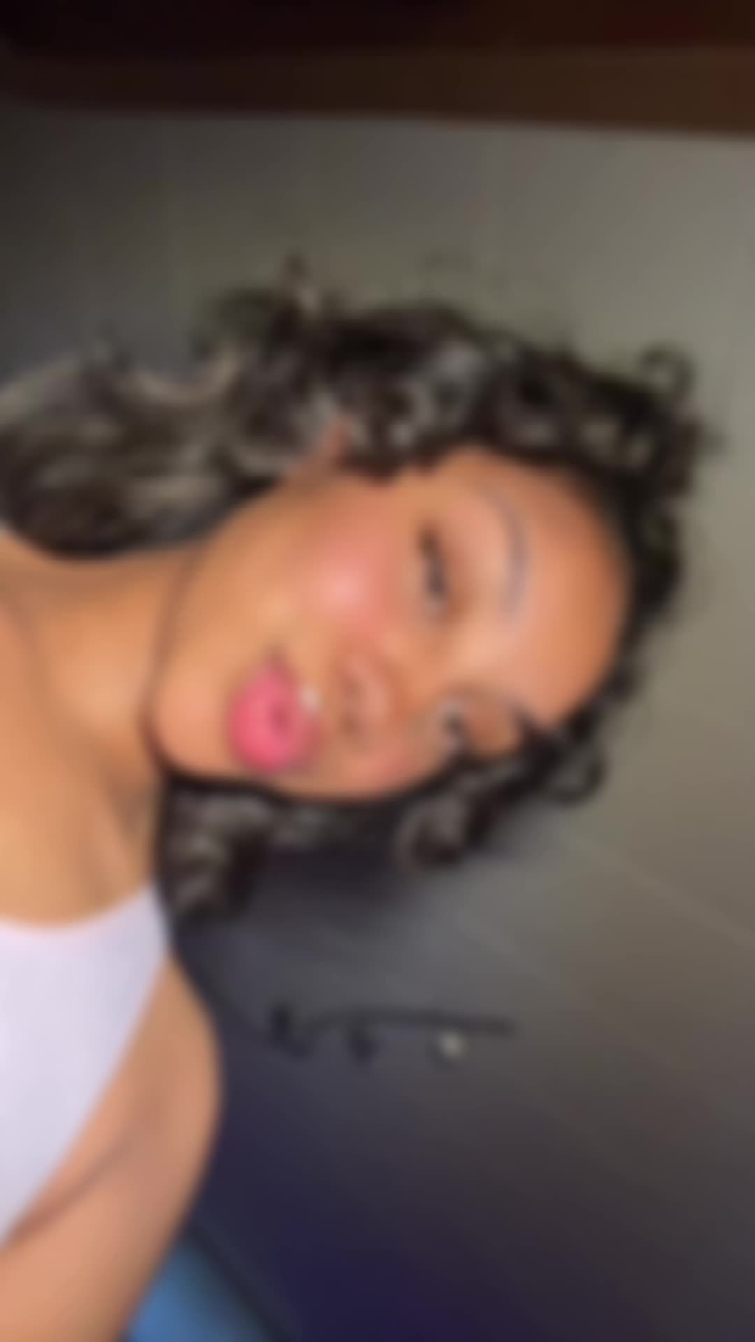 @𝐌𝐢𝐬𝐬 𝐂𝐫𝐚𝐳𝐲💫
