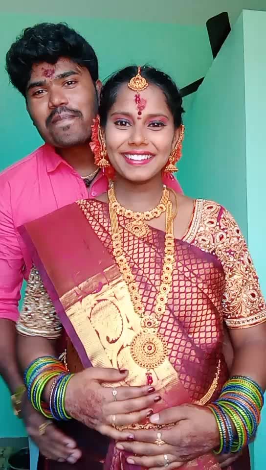 @Dimple Gayu 💞 velu