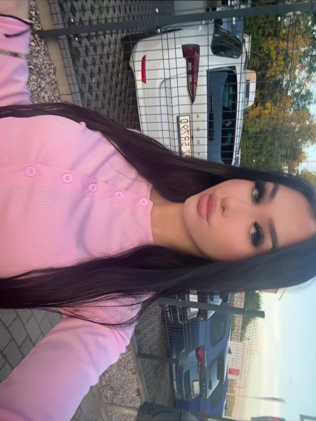 @_victoria