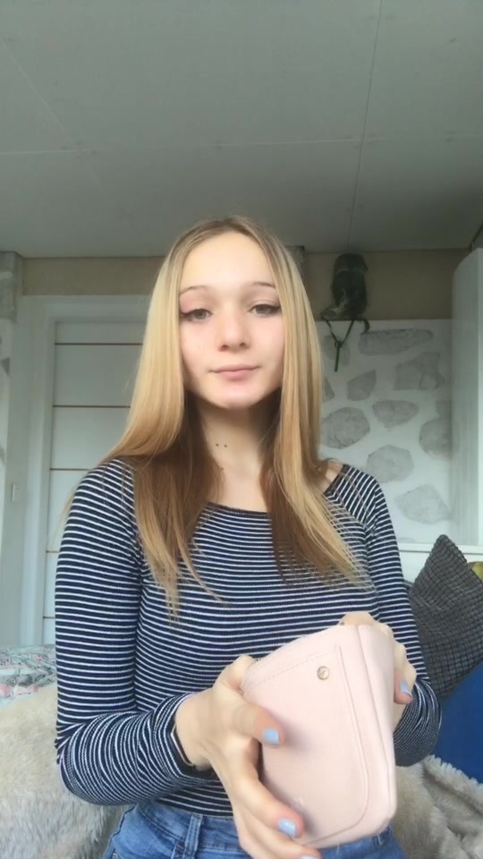 @Louise.delc ❋🍒
