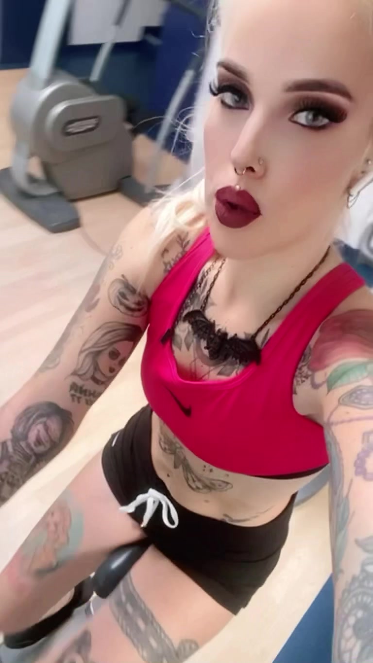 @Raquel_Miriam_