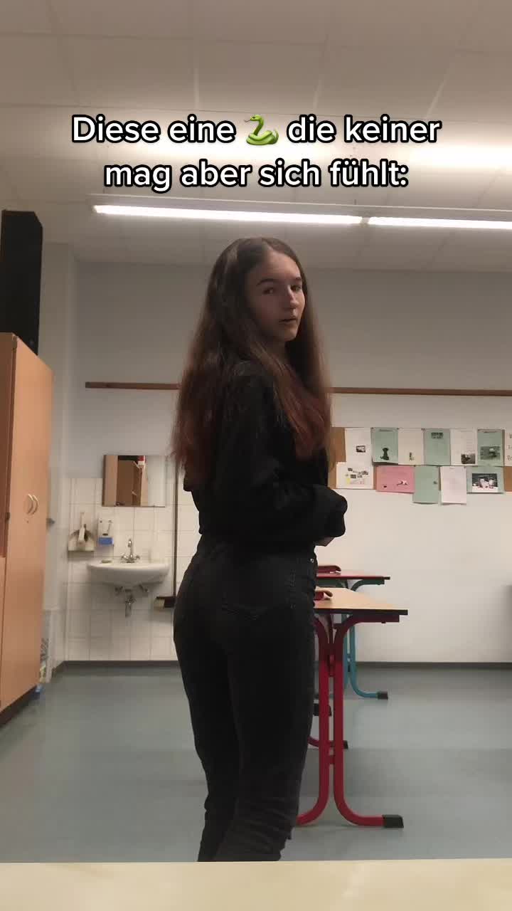 @𝖺𝗅𝗂𝗇𝖺