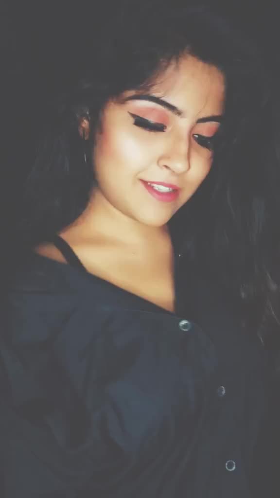 @Pratikshaa..🌸