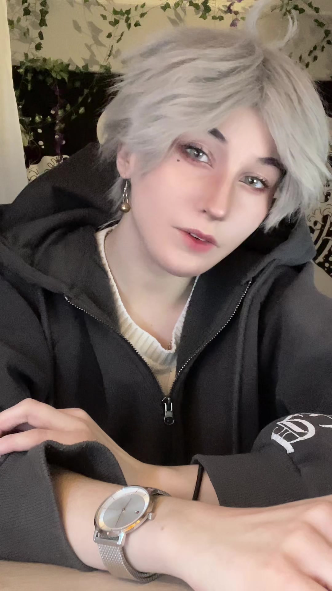 @☻︎ elliot ☹︎ ︎