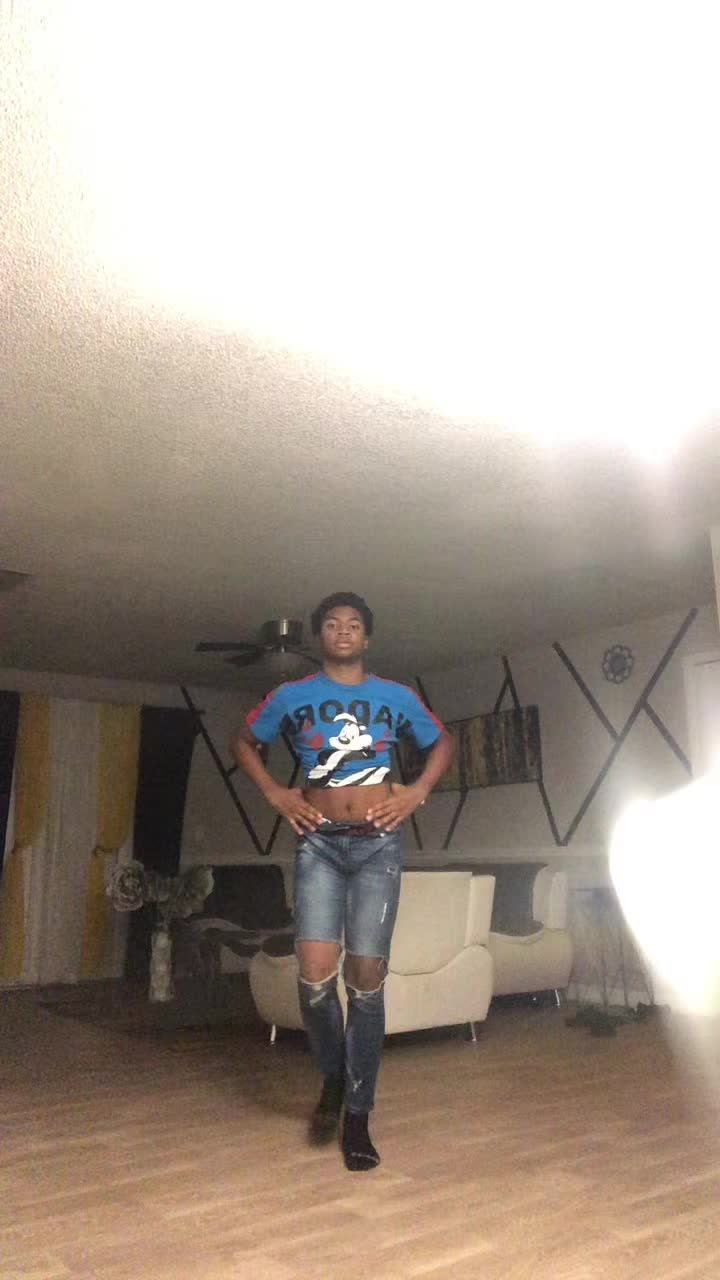 @D4 the dancer