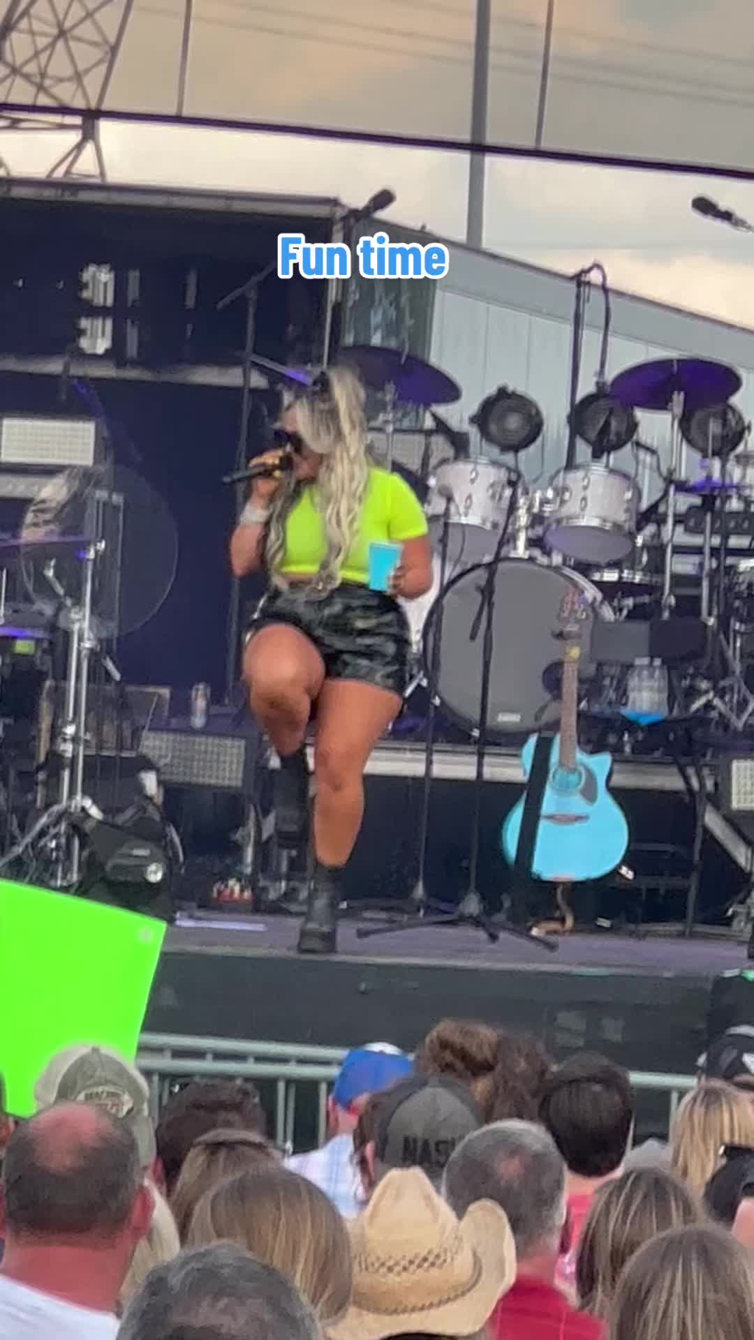 @Mickie🏳️🌈