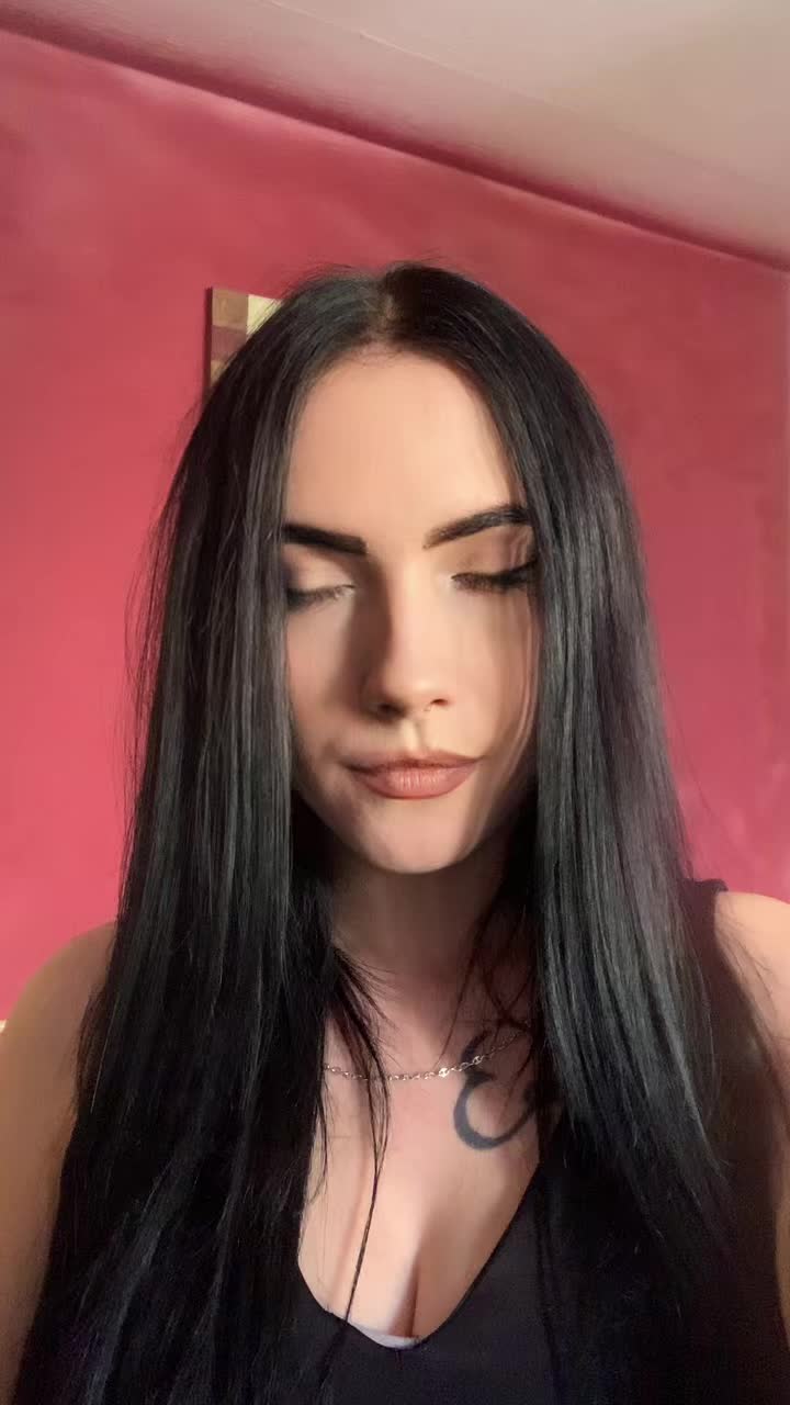 @veronika_kubenkova