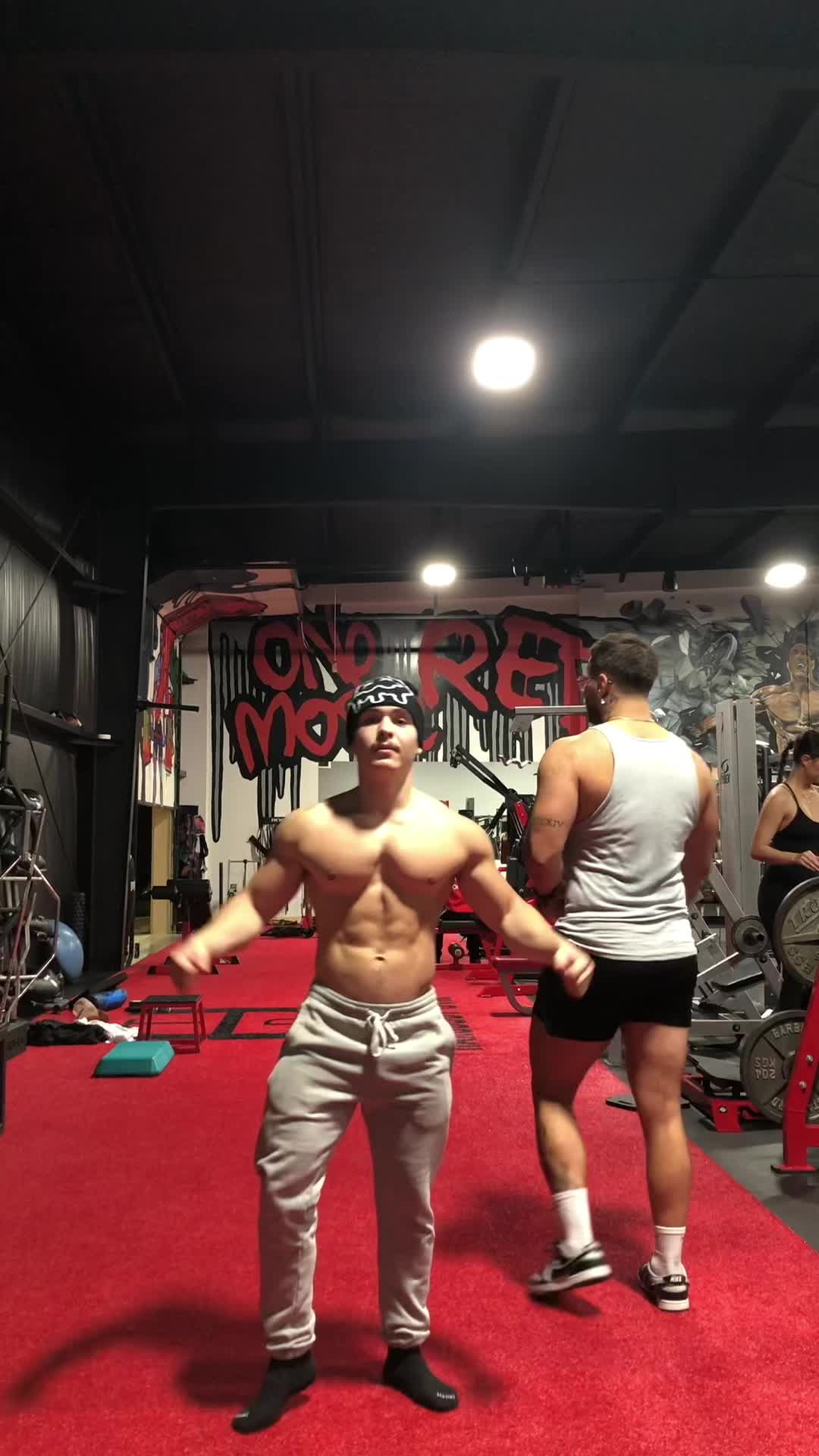 @_zaymilio_