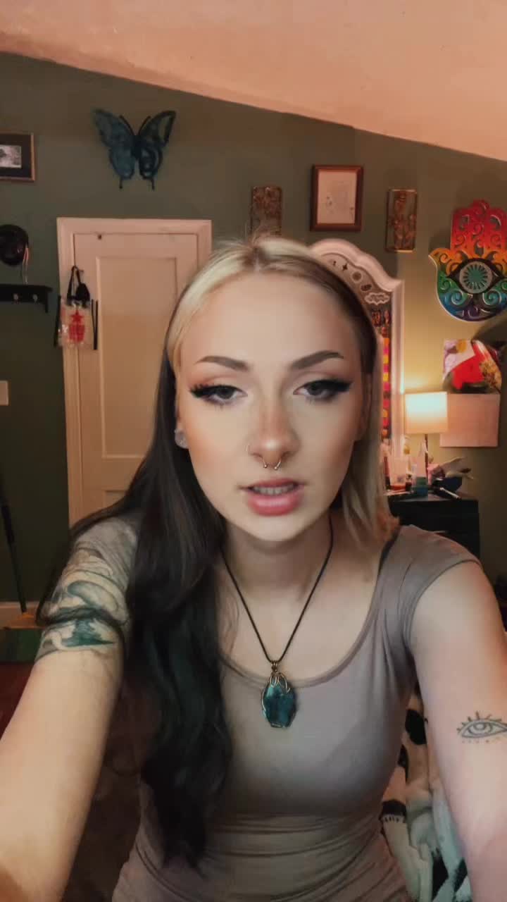 @brynn black🍒