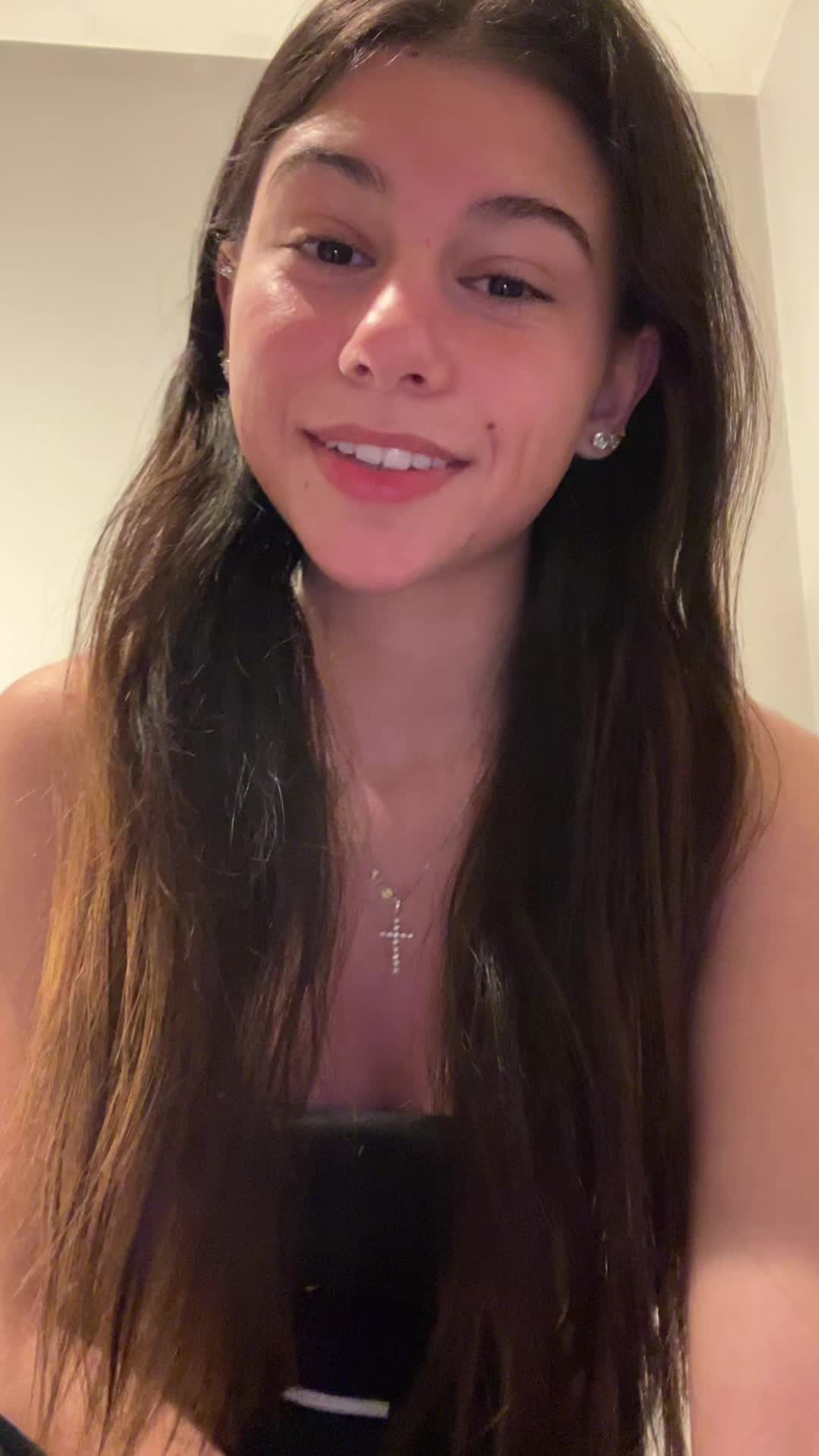 @carlie