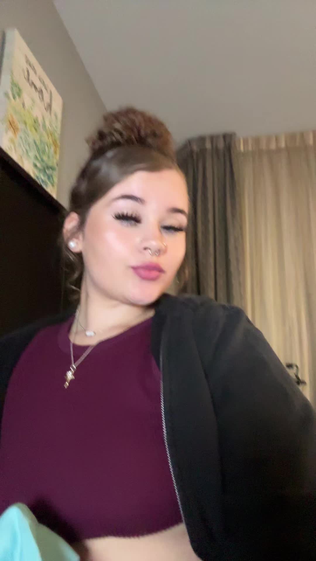@Preslie1105