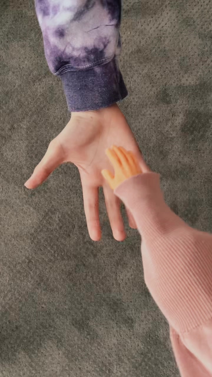 @tiny hands