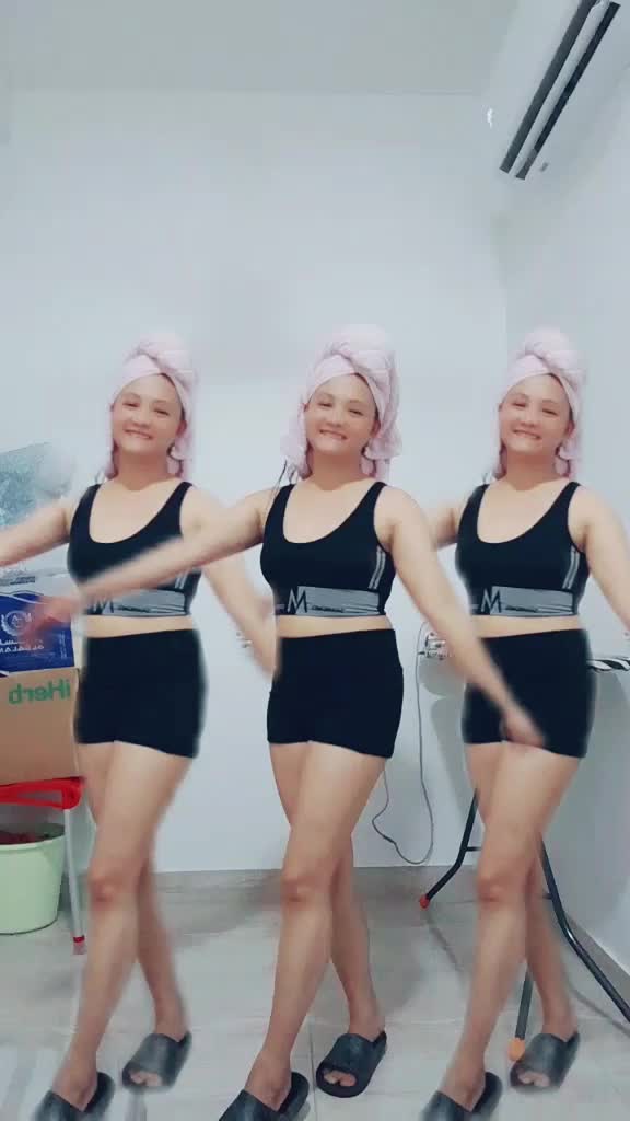 @slygirl_14