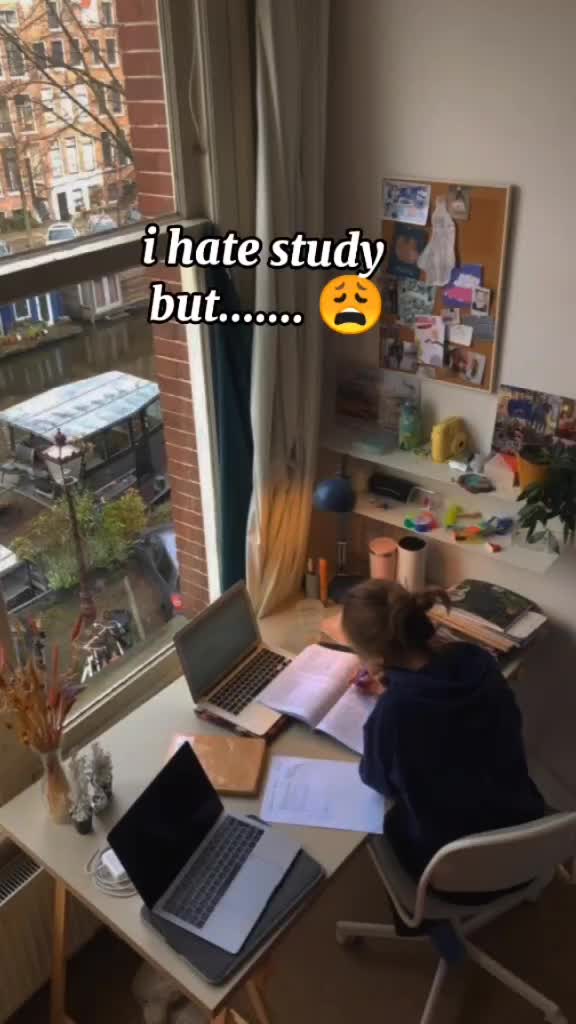 @Bomᥫ᭡.