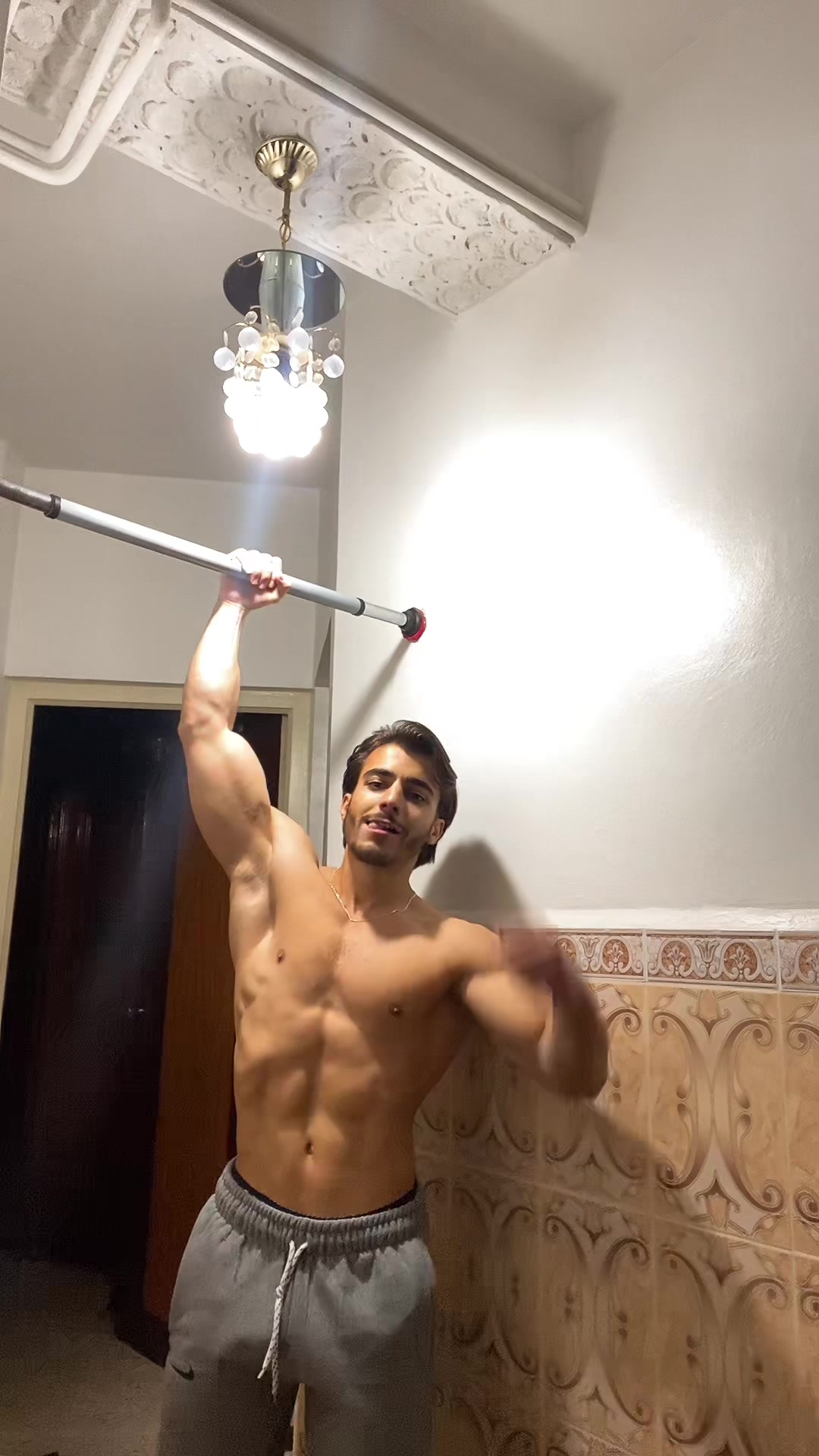 @zi_zain