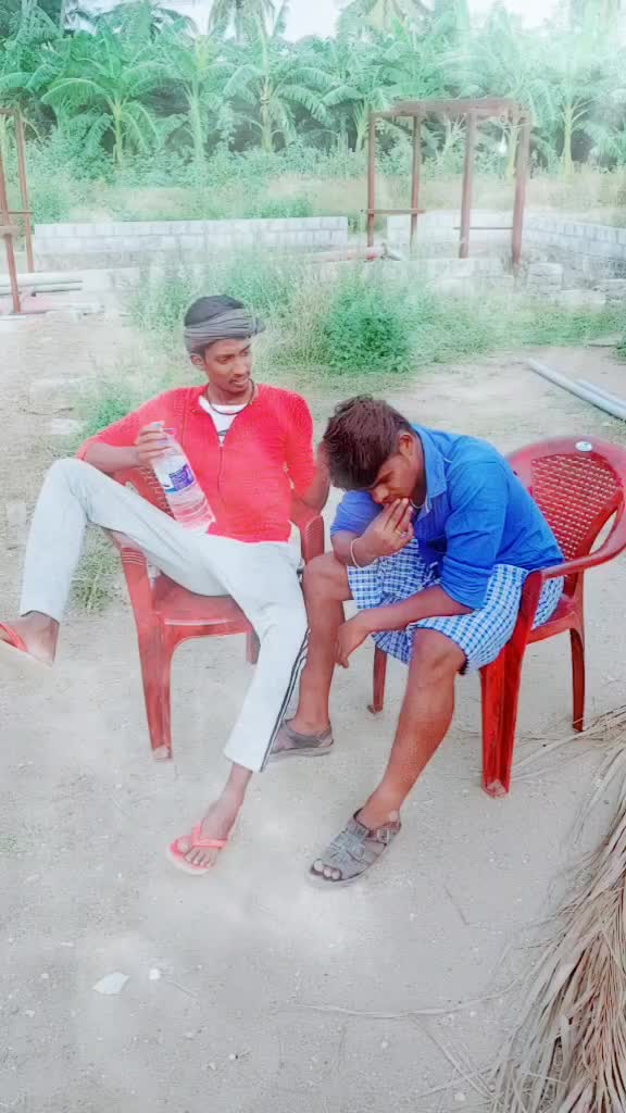 @':தமிழ் கிறுக்கன்:'