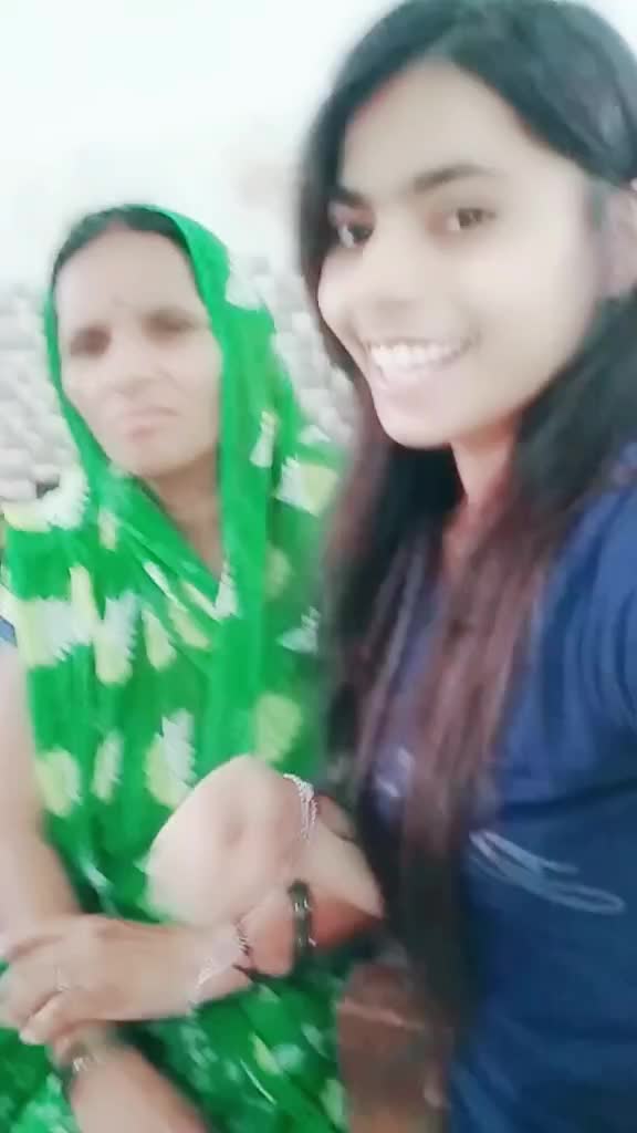@tanvi Sharma 😘