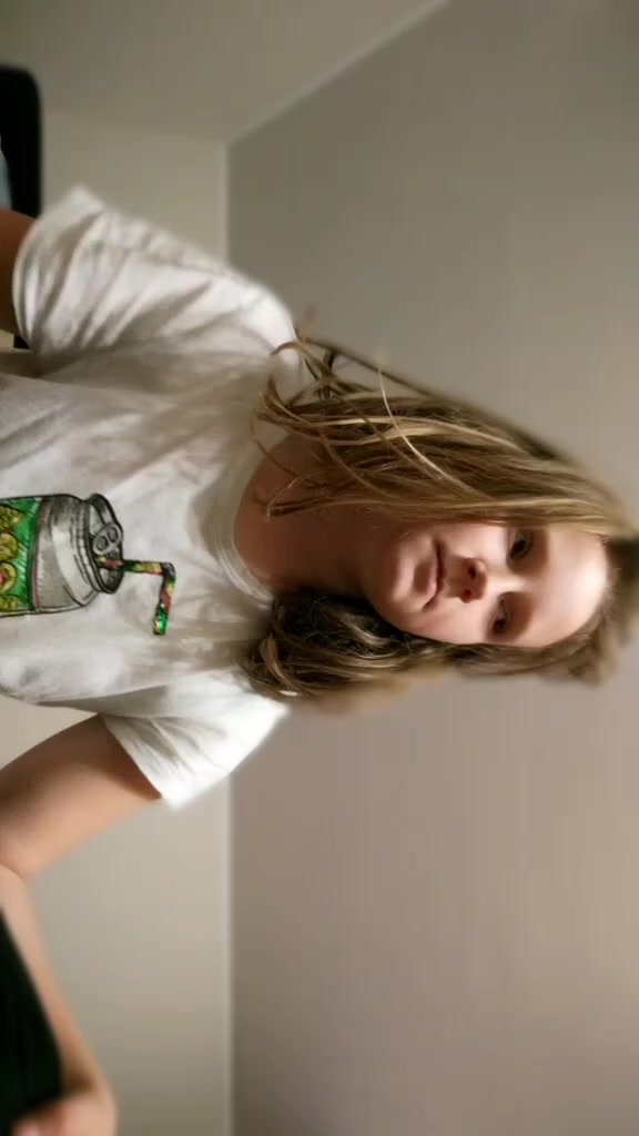 @Kornel_korona