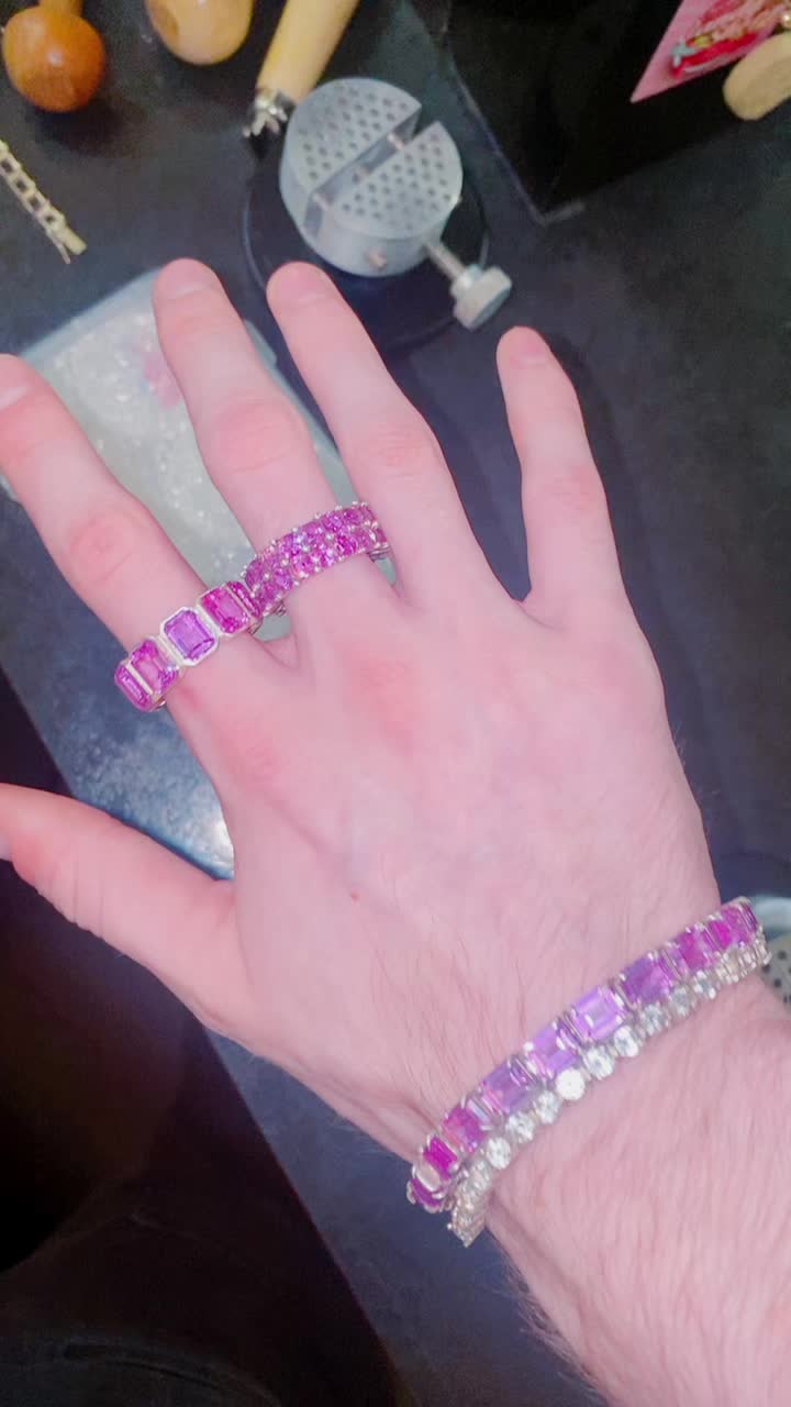 @GrayQJewelry
