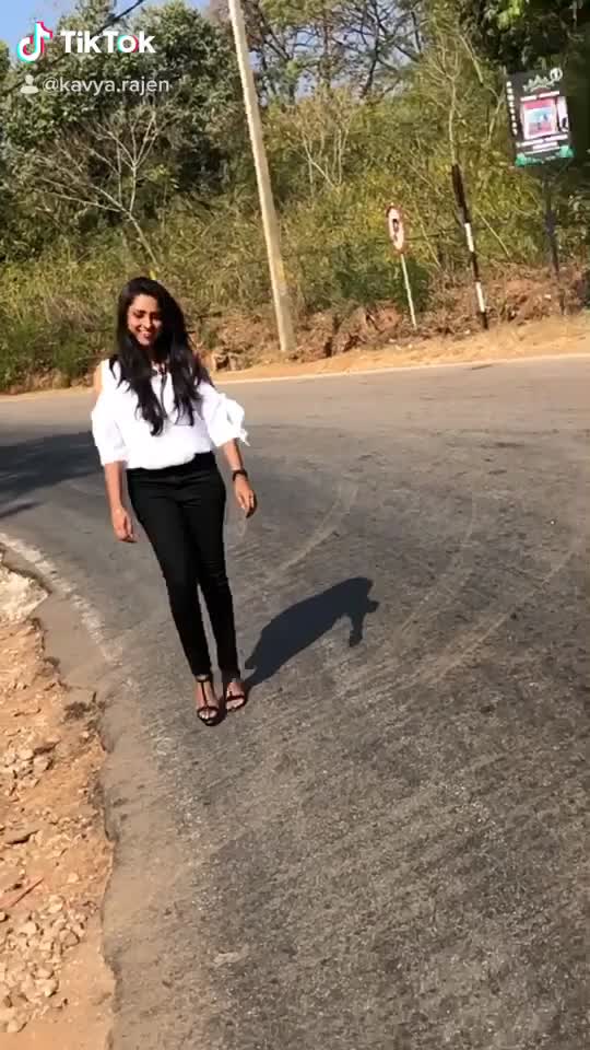 @Kavyaa🐾