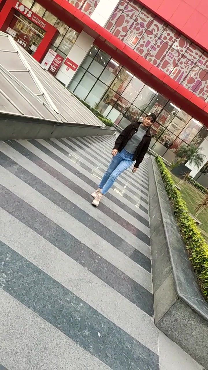 @Ekaspreet kaur😊