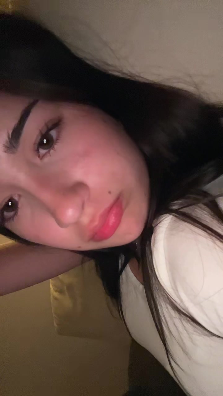 @Dora